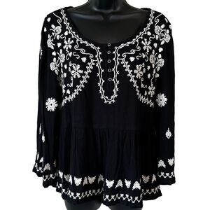 Anthropologie Meadow Rue Black & White Embroidered Top